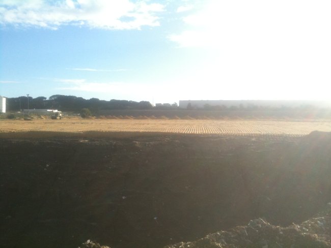 ../previews/015-First 300mm sand layer.JPG.medium.jpeg